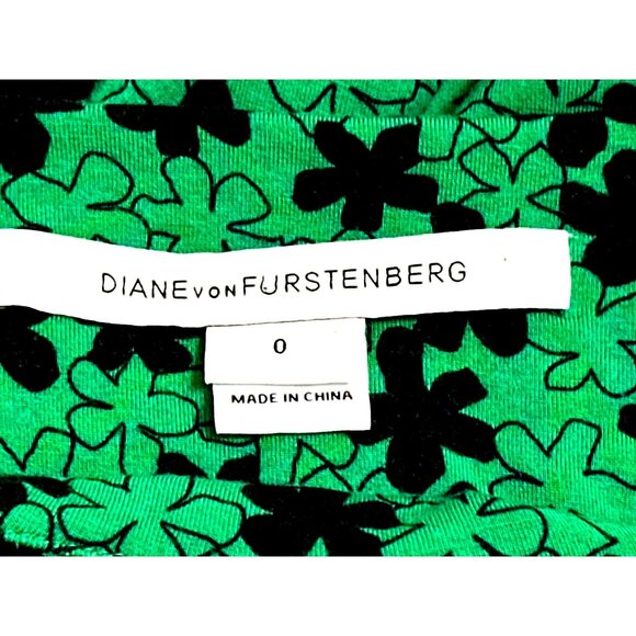 Diane Von Furstenberg Size 0 Green Floral Viscose Dress Ruched Modern Luxury - Picture 7 of 14